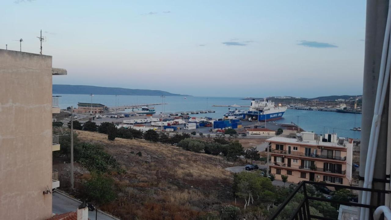 Lavrio 1Bdr Penthouse 7 Min On Foot From The Port Διαμέρισμα Εξωτερικό φωτογραφία