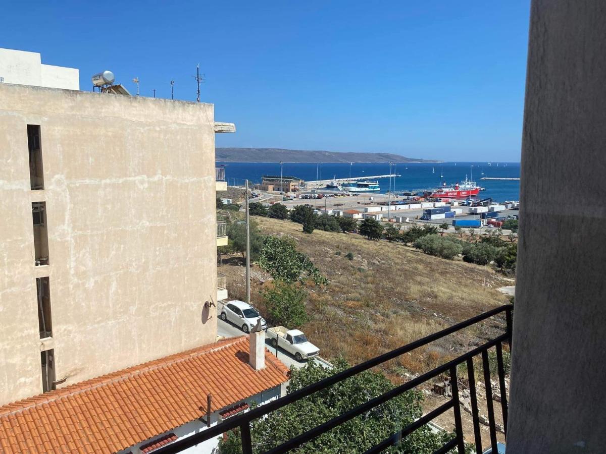 Lavrio 1Bdr Penthouse 7 Min On Foot From The Port Διαμέρισμα Εξωτερικό φωτογραφία